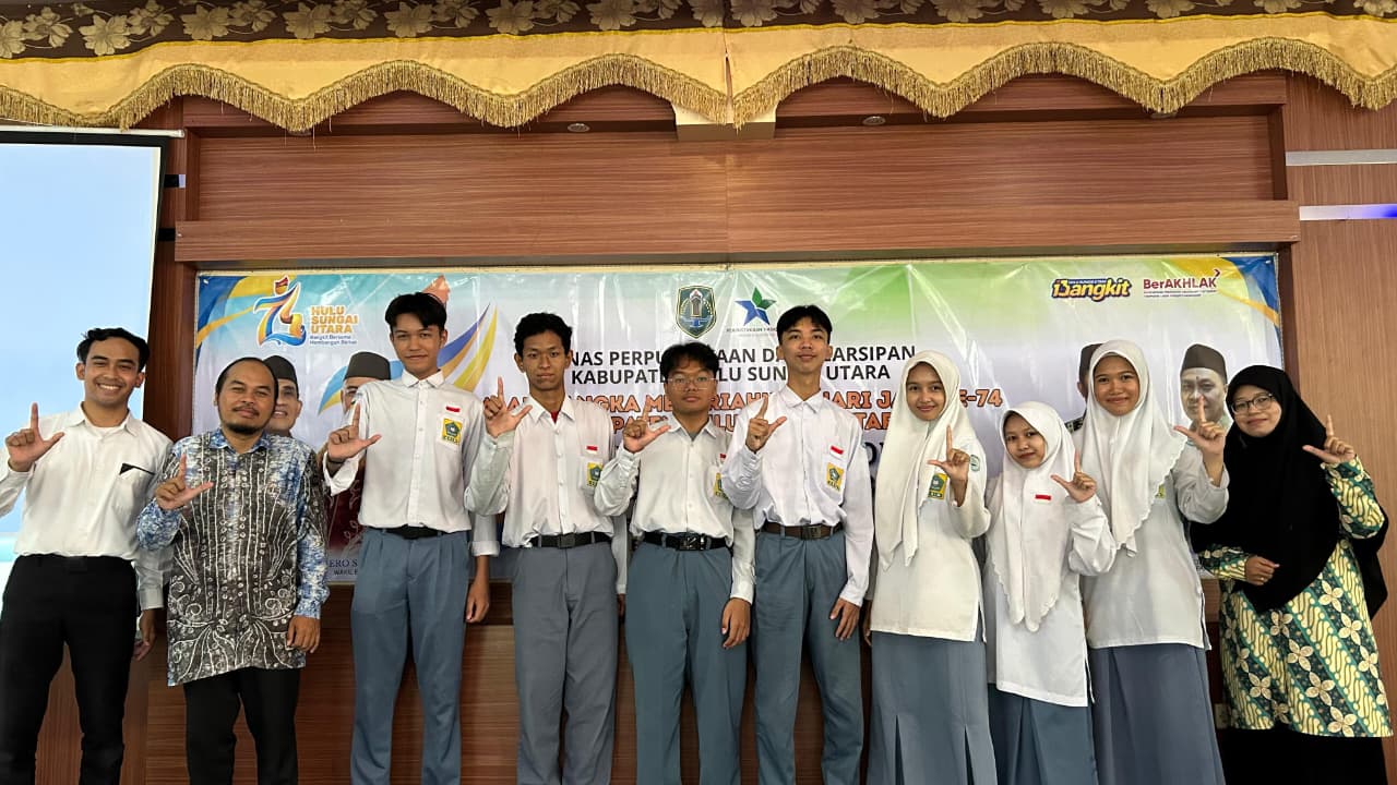 Tingkatkan Literasi, Siswa MAN 2 HSU Ikuti Lomba Resensi Buku Tingkat SLTA Kabupaten HSU
